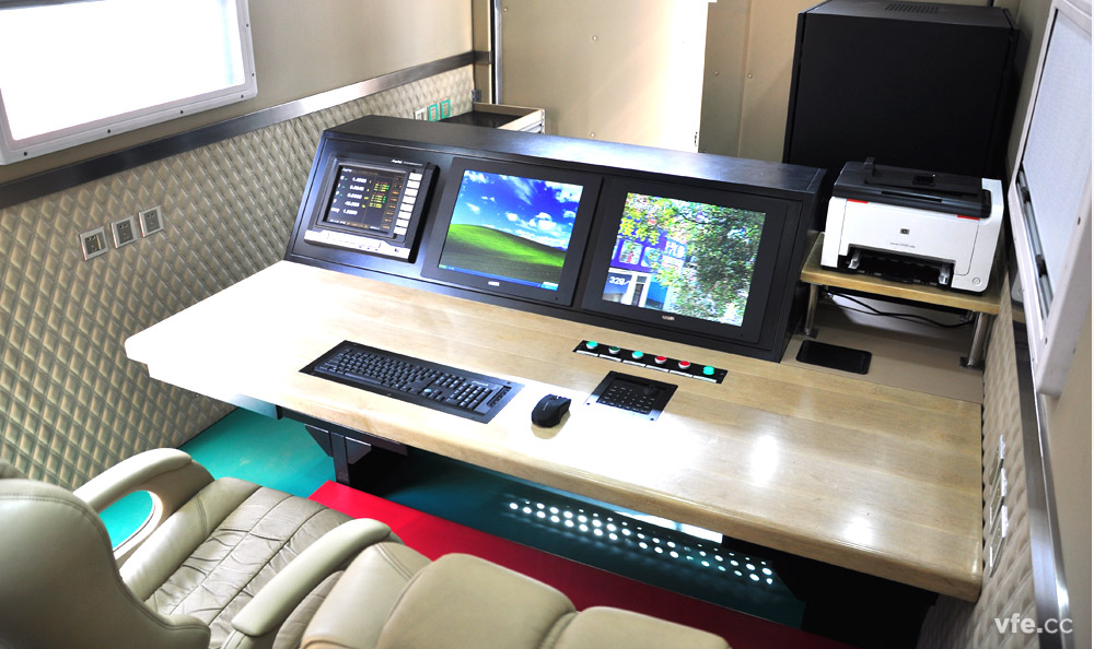 移動式高壓電機能效計量檢測平臺內部操控臺 移動式高壓電機能效計量檢測平臺內部操控臺