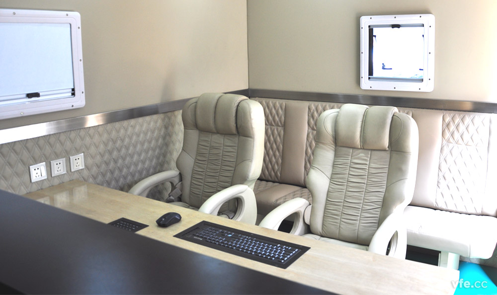 移動式高壓電機能效計量檢測平臺內部實景 移動式高壓電機能效計量檢測平臺內部實景